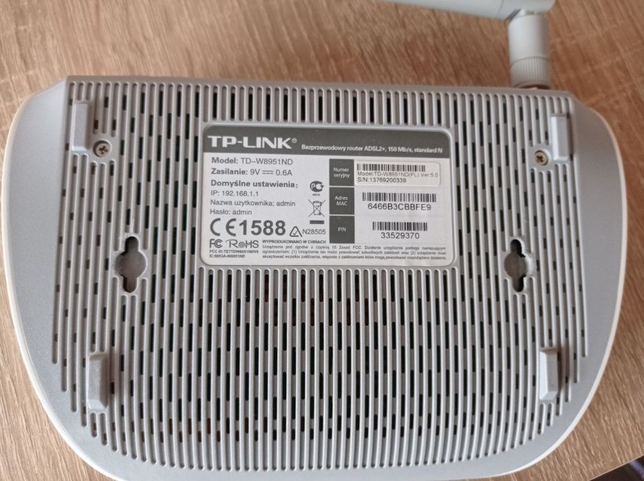 Router TP-LINK TD-W8951ND