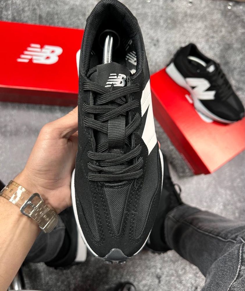 Кросівки чоловічі New balance 327 black and white