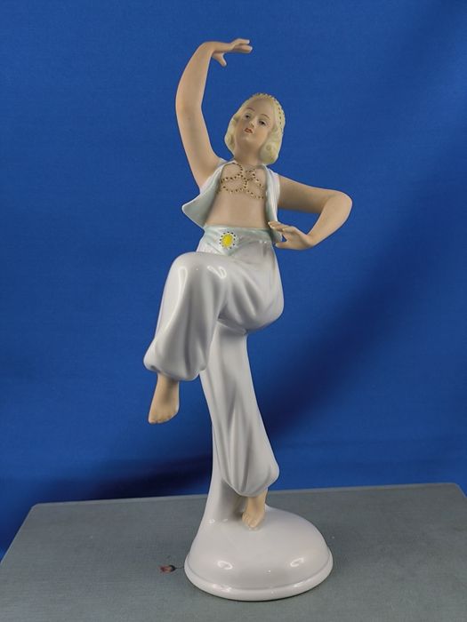 Dama baletnica tancerka kobieta Schaubach Kunst Wallendorf #porcelana