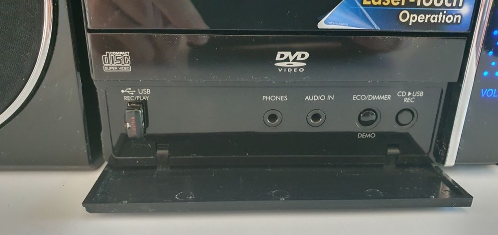 Mini wieża JVC z DVD