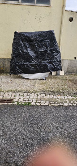 Tenda de campismo com mesa de aluminio