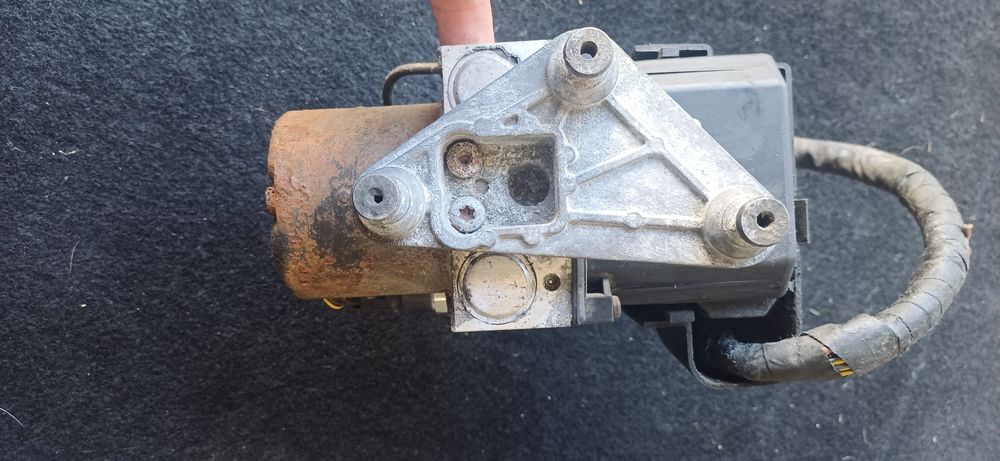 Pompa abs mercedes vito 639 A639