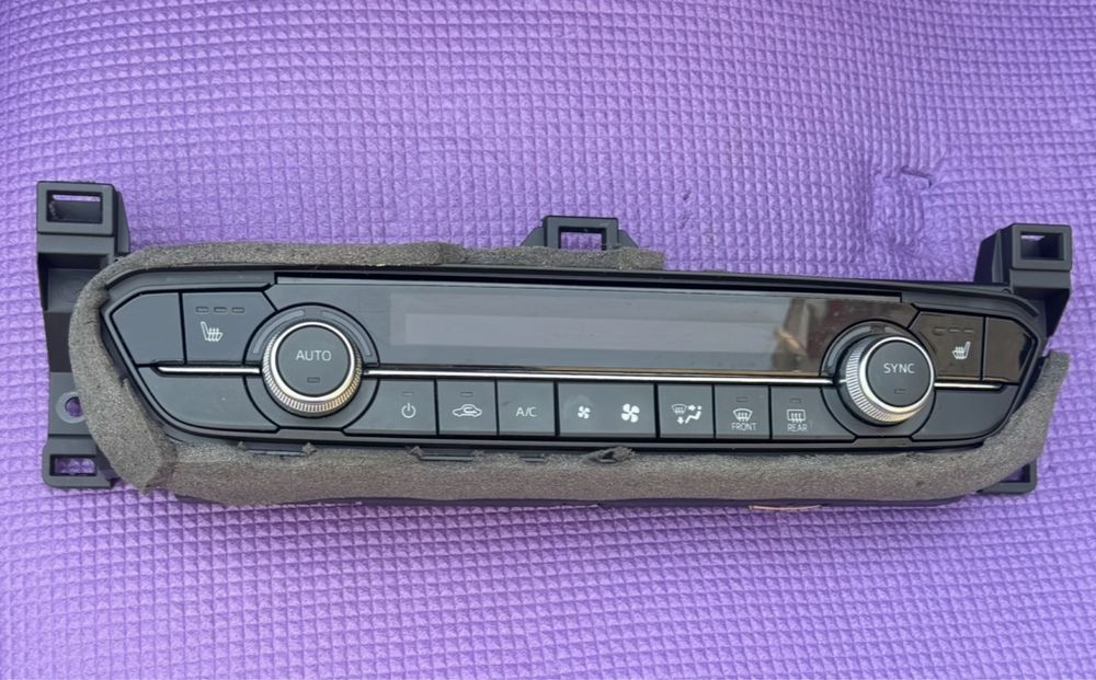 Блок управления климатом для Мазды 6, gl, 2019