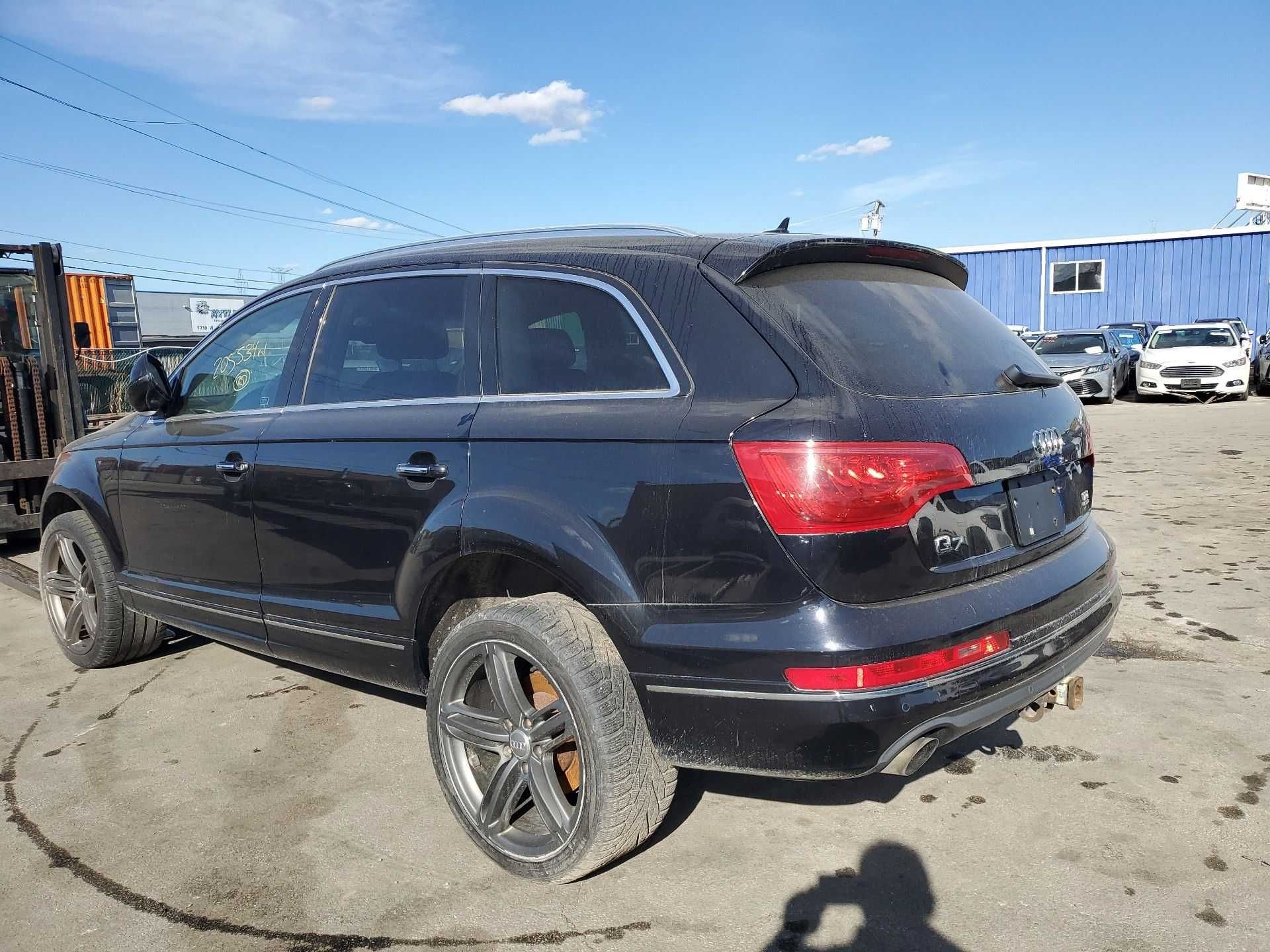 AUDI Q7 TDI 2012  Продаж авто в дорозі