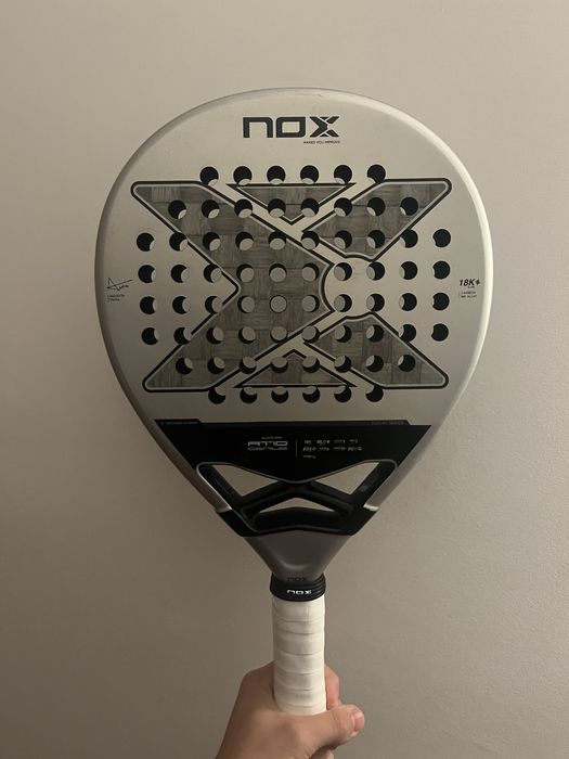 Raquete Padel NOX AT10 Genius 18K 2024 *COMO NOVA*