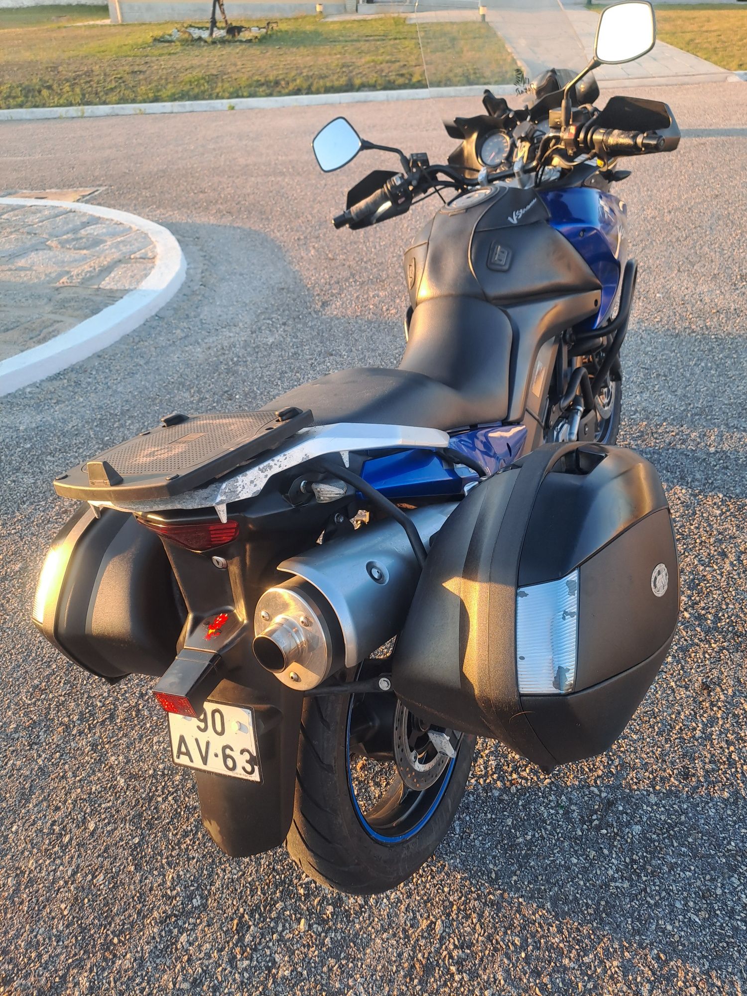 suzuki DL 650 v-strom