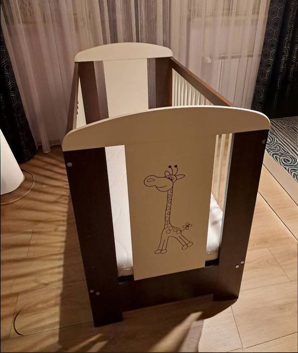 Łóżeczko dziecięce żyrafa z szufladą