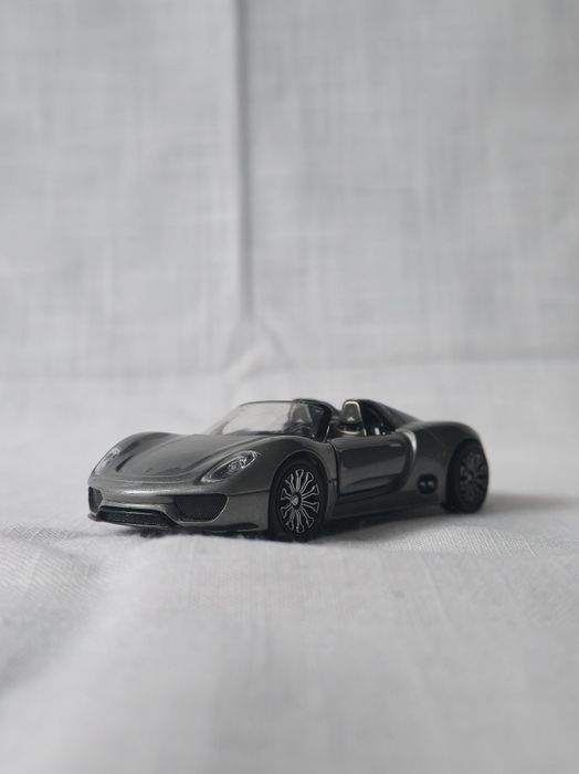 Welly 1:34 resorak Porsche 918
