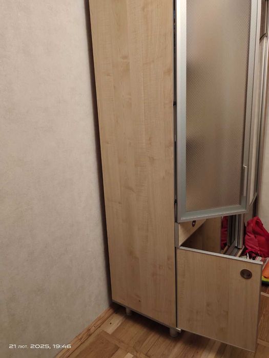 Шафа пенал офісний 190х40х47см  б/у