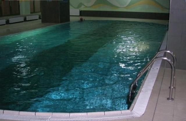 Apartament z basenem