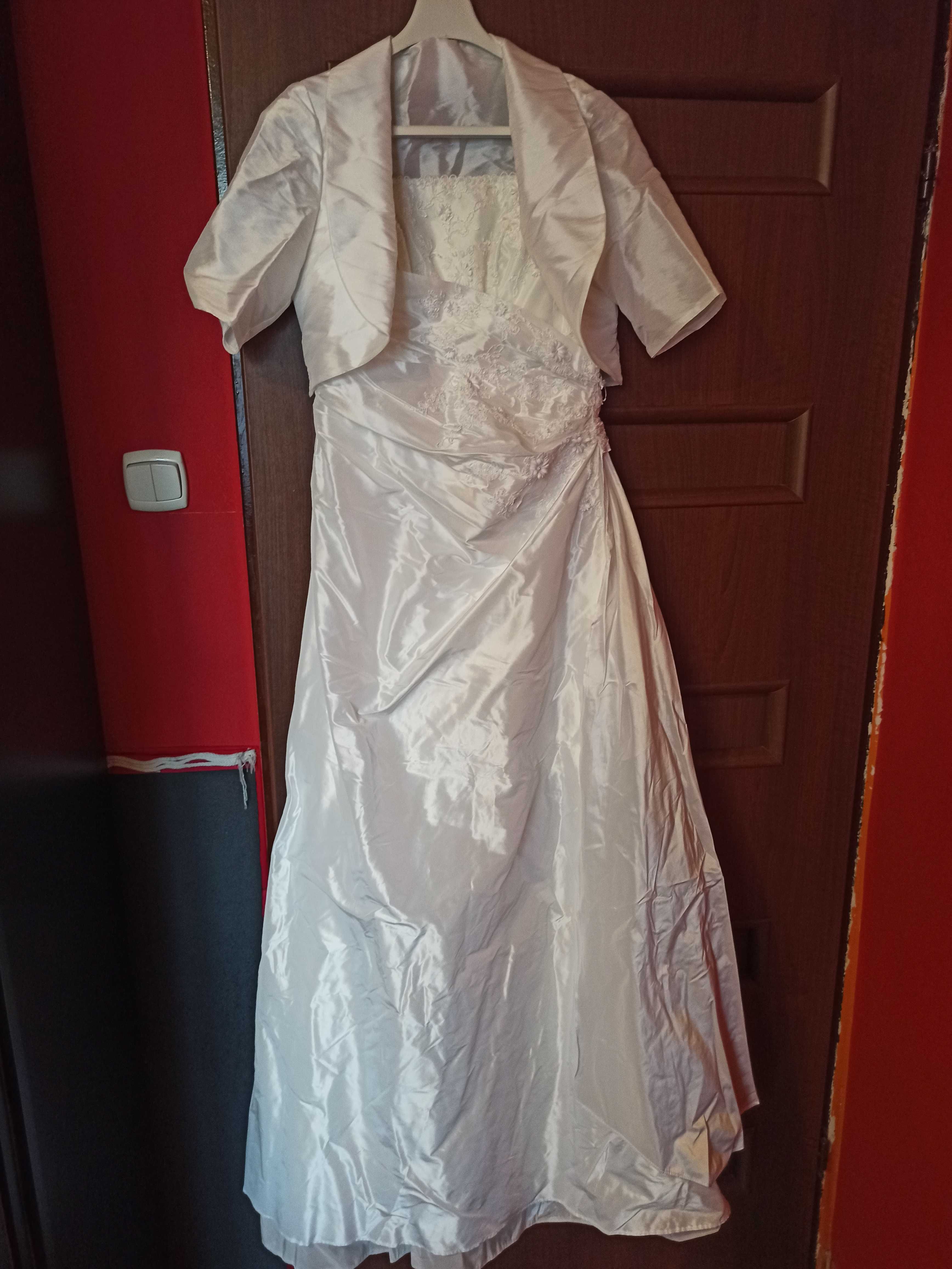 Suknia ślubna roz. 36