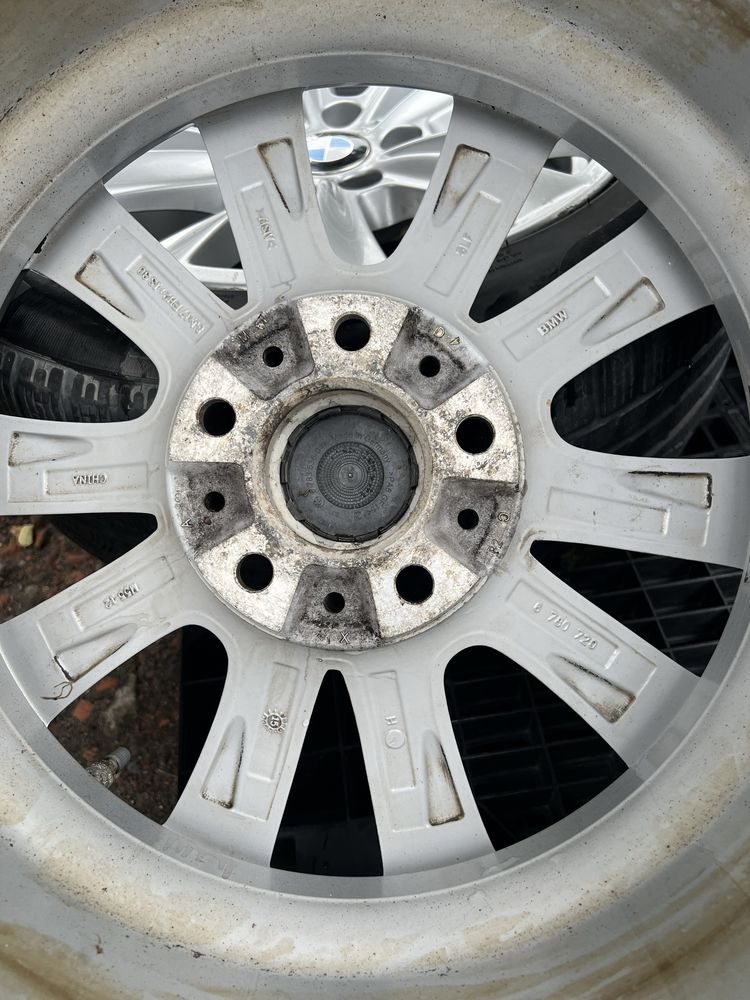 Koła BMW F10 F11 R17 Opony żima 225/55