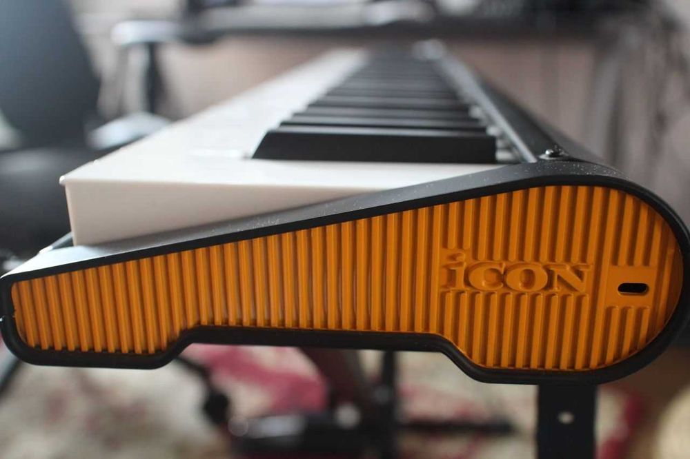 Teclado Controlador MIDI Icon iKeyboard 6