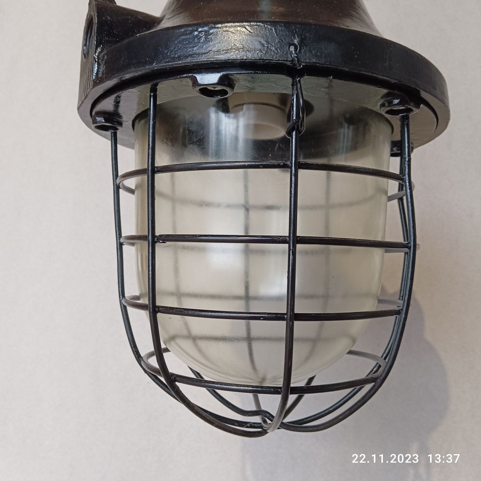 Lampa przemysłowa PRL loft, industrial