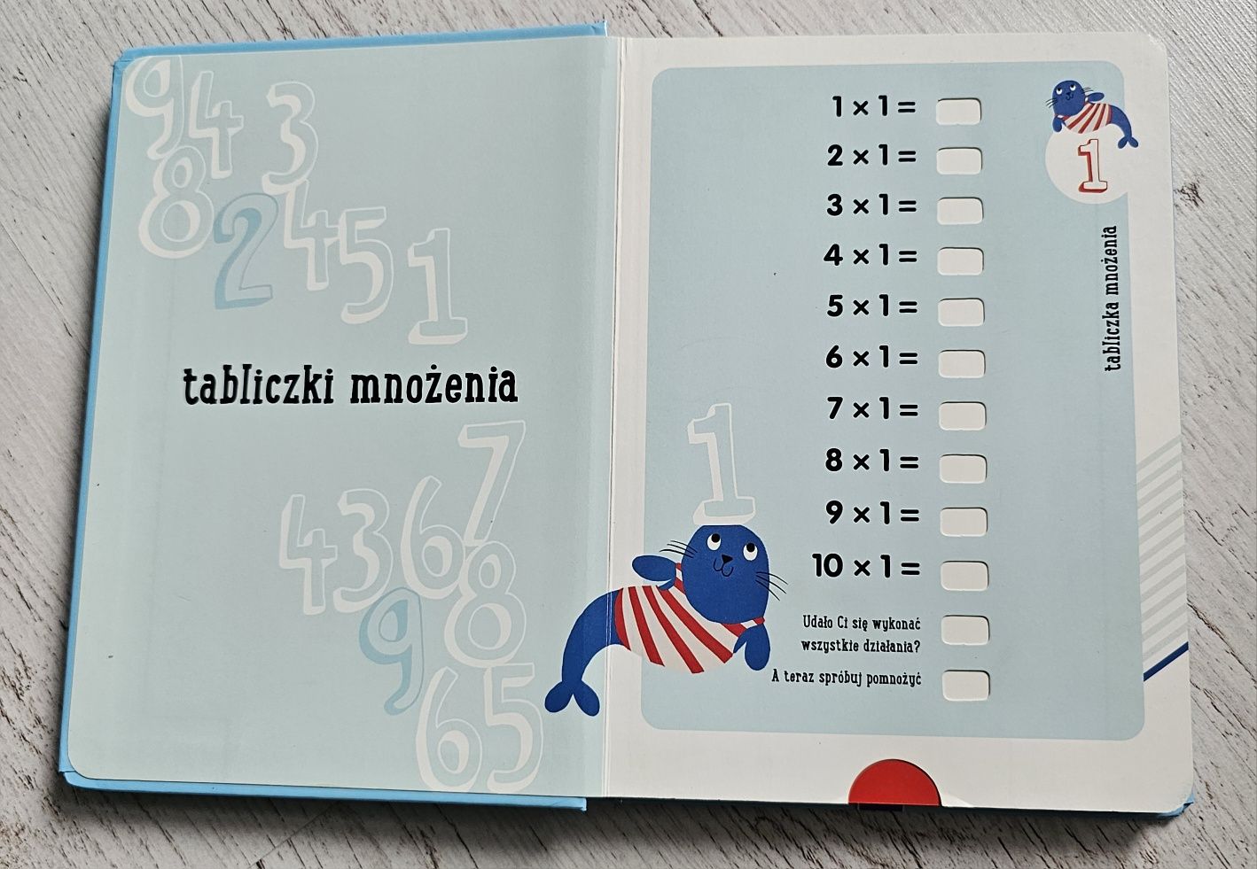 Książka edukacyjna Tabliczka mnożenia z wysuwanymi zakładkami