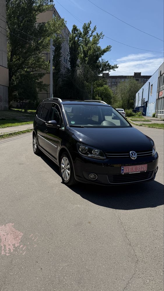 Продаж Volkswagen Touran