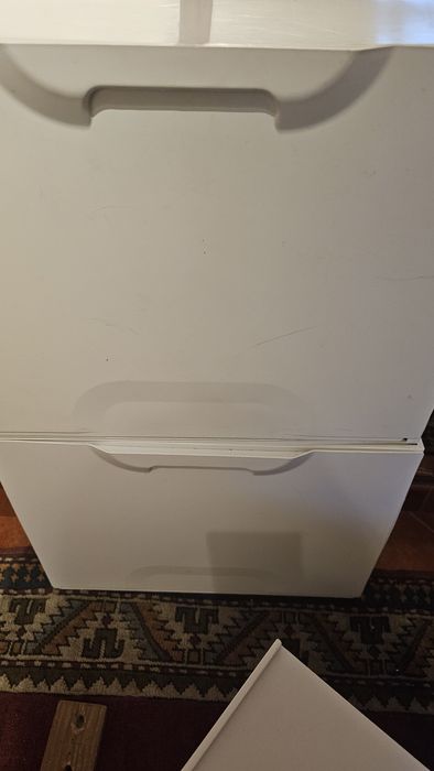 Vendo 2 sapateiras Ikea - em plástico