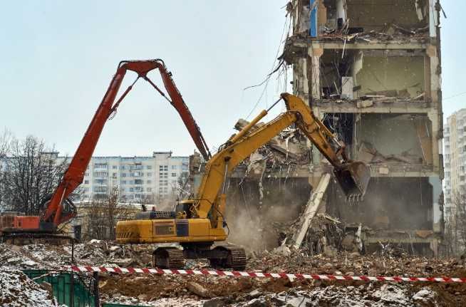 Вивіз будівельного сміття та старих меблів демонтаж будівель