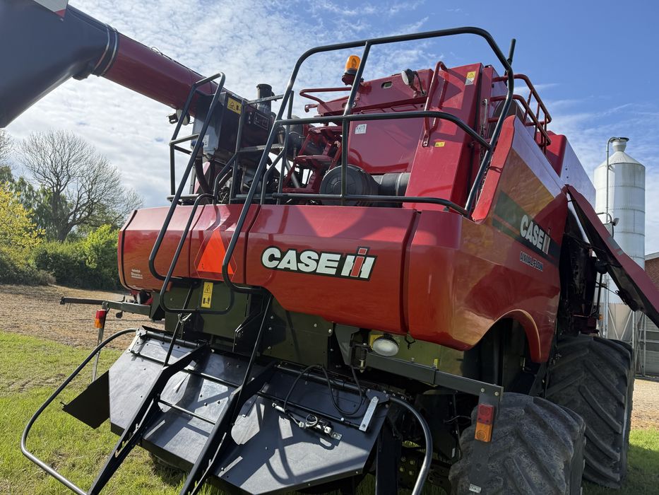 Case IH 6130 2013 1700/1300h