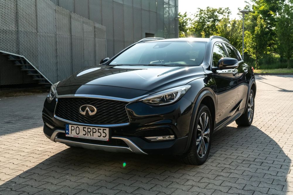 Infiniti QX Piękne i eleganckie Infiniti. Niski przebieg