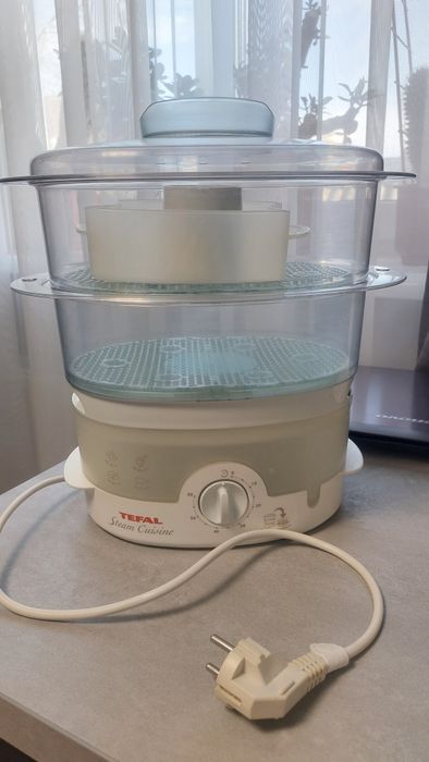 Продам пароварку Tefal