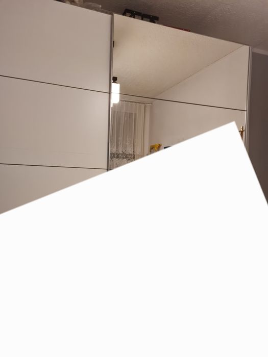 Szafa biala z lustrem