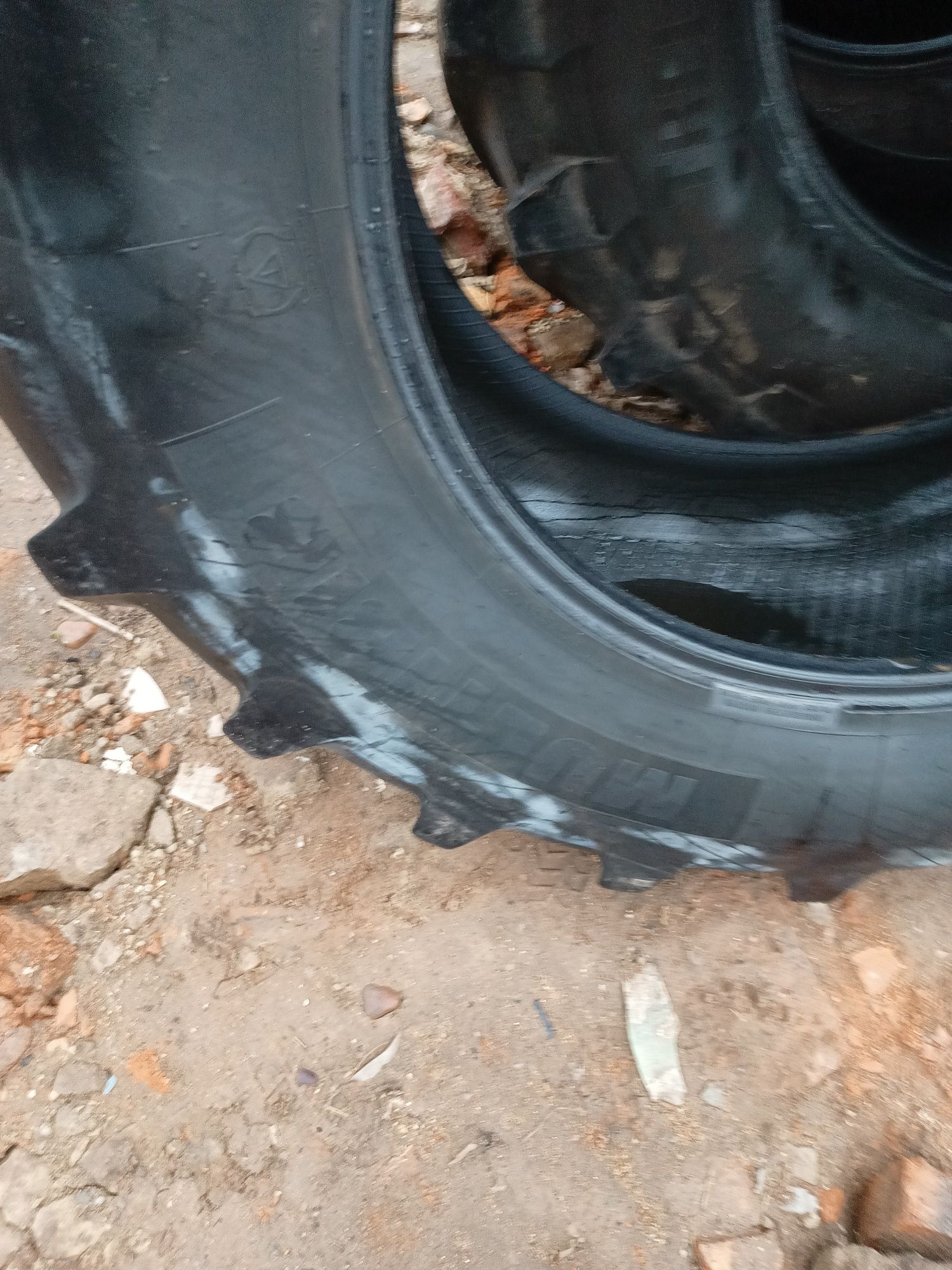 Opona rolnicza 540/65r34 Michelin Fendt John Deere case ursus Zetor