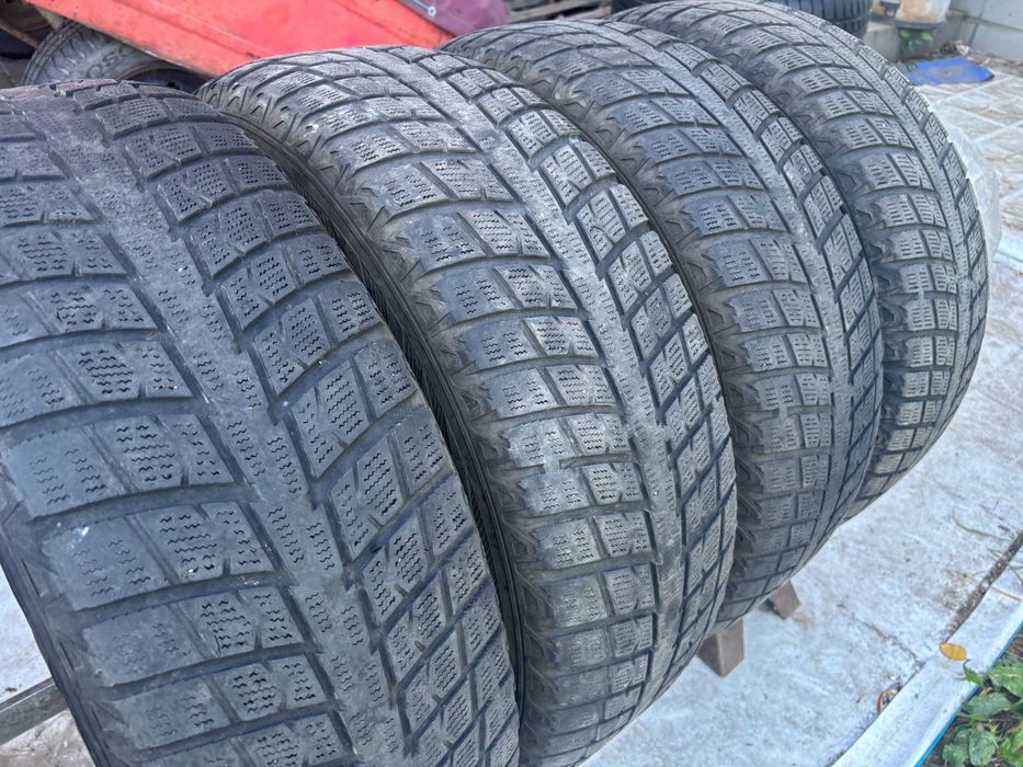 245-70-R16 DEFENDER SPORT=4 штуки всесезонной резины GERMANY 2022