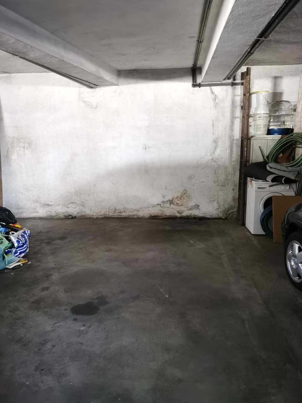 Lugar garagem na Maia para venda