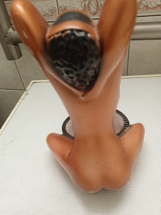 Статуэтка негритянка