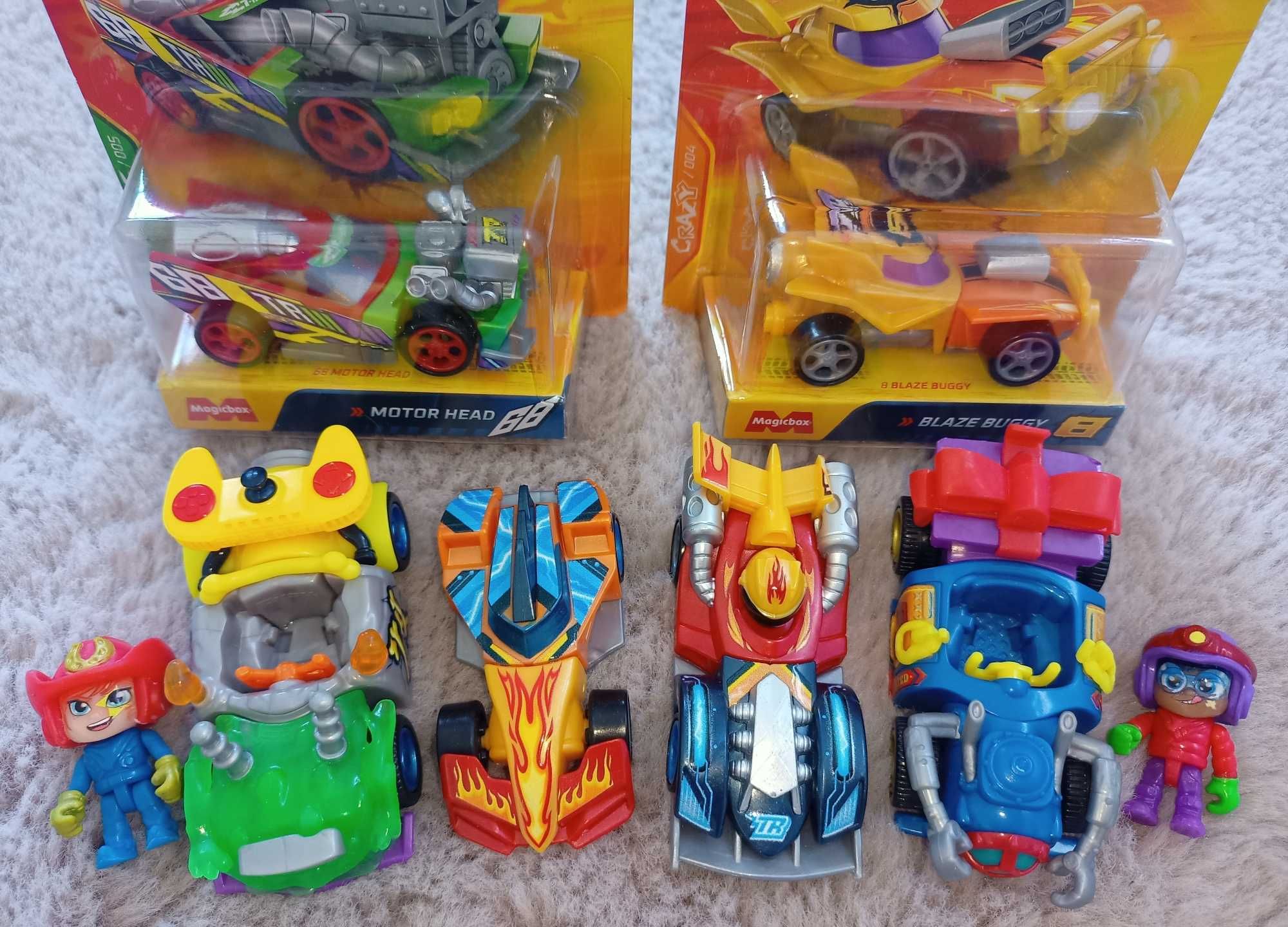T-Racers zestaw 6 samochodzików Magic Box Okazja Cars