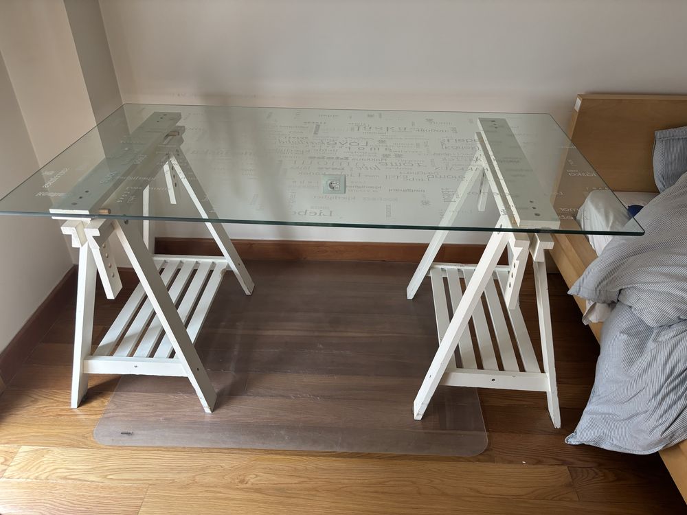 mesa ikea vidro