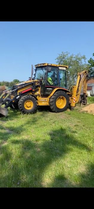 Usługi koparko-ładowarką