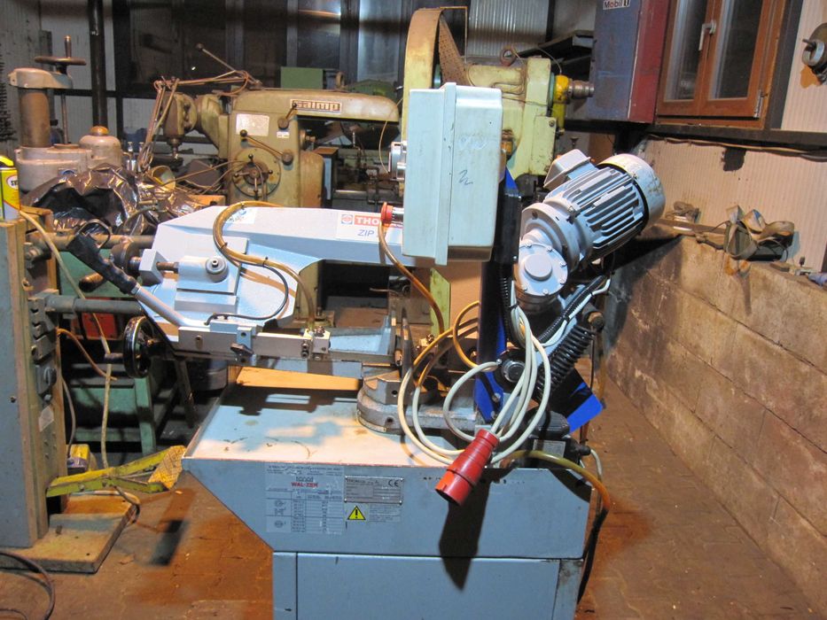 Przecinarka taśmowa piła do metalu THOMAS 210