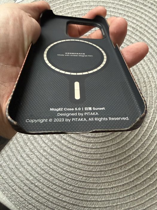 Продам чохол PITAKA на Iphone 15 pro, Sunset