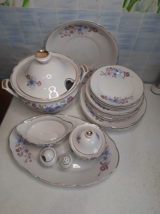 Сервіз Коростень, не весь.