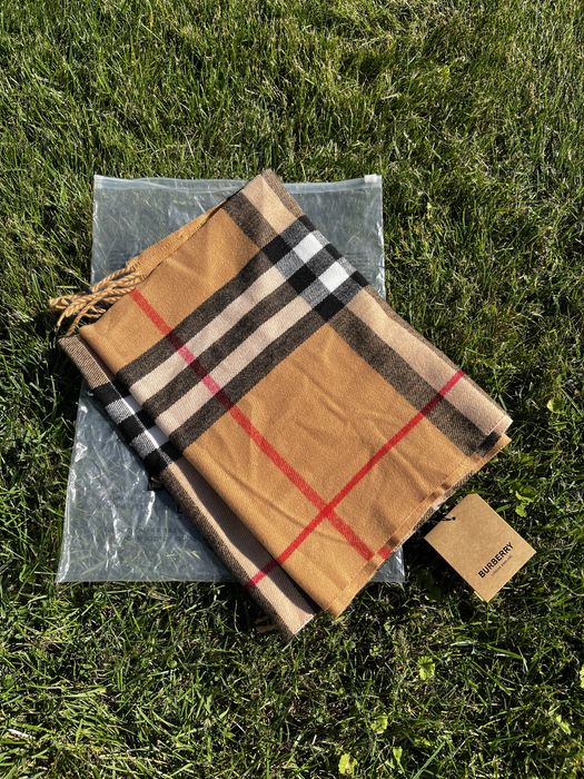 Шарф Burberry