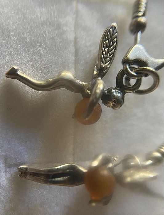 Srebrne kolczyki elfy, aniołki z bursztynem