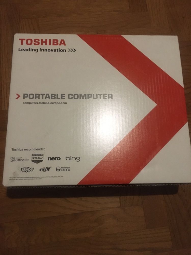 Laptop Toshiba Satellite 13,3’, i5, ram 8gb, ssd 240gb, NVIDIA 315m