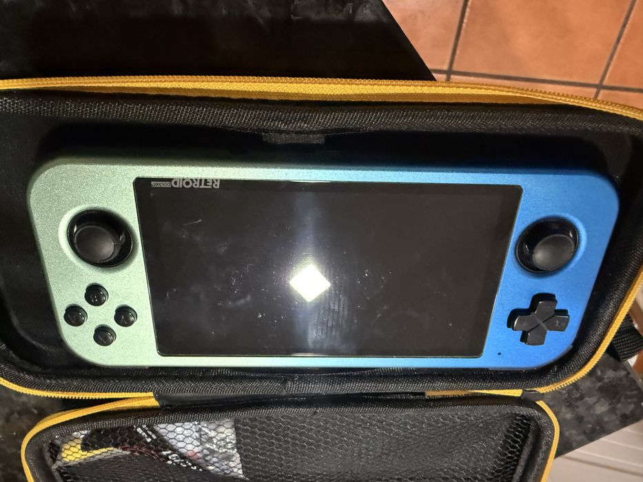 Retroid pocket 3+ metal edition + bolsa + Grip + peliculas