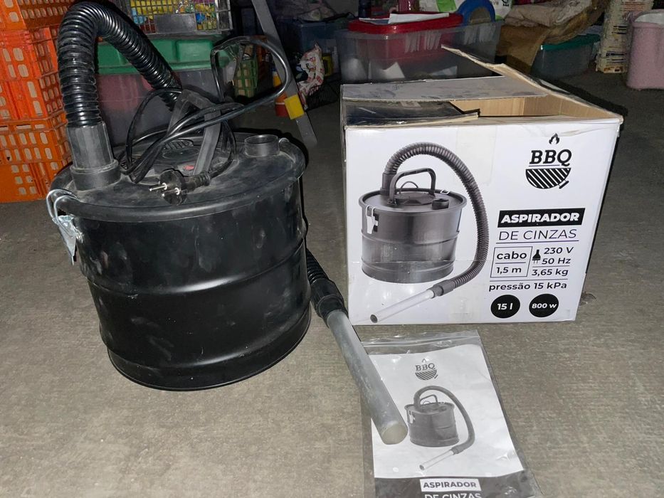 Aspirador de cinzas