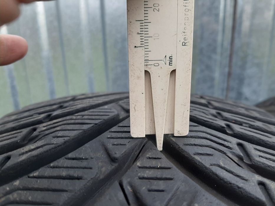 2x Opony zimowe 215/60R16 Kleber Krisalp HP3 / 6.5mm