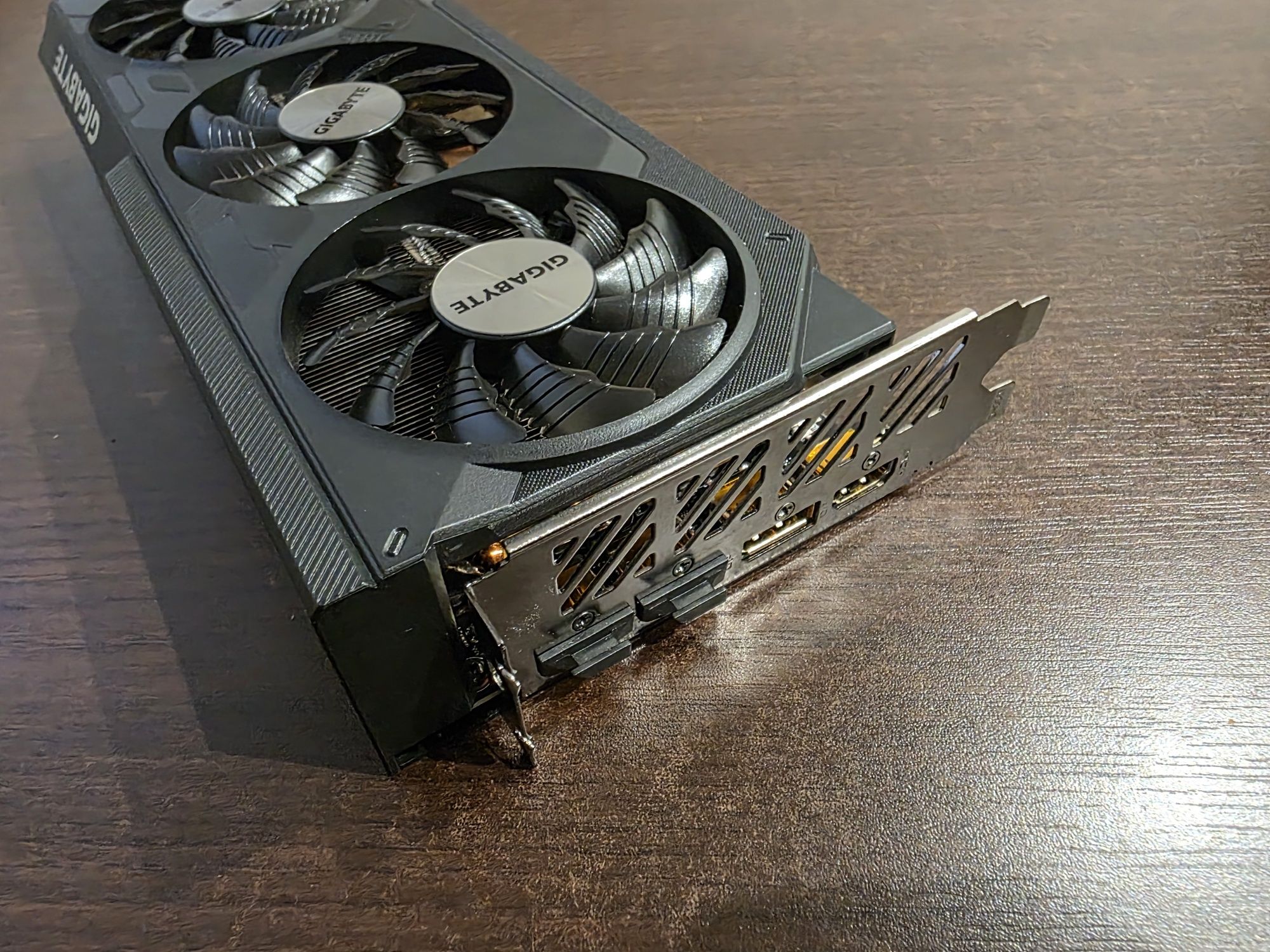 Karta graficzna Gigabyte GTX 4070ti Super OC  16GB DDR6 GWARANCJA