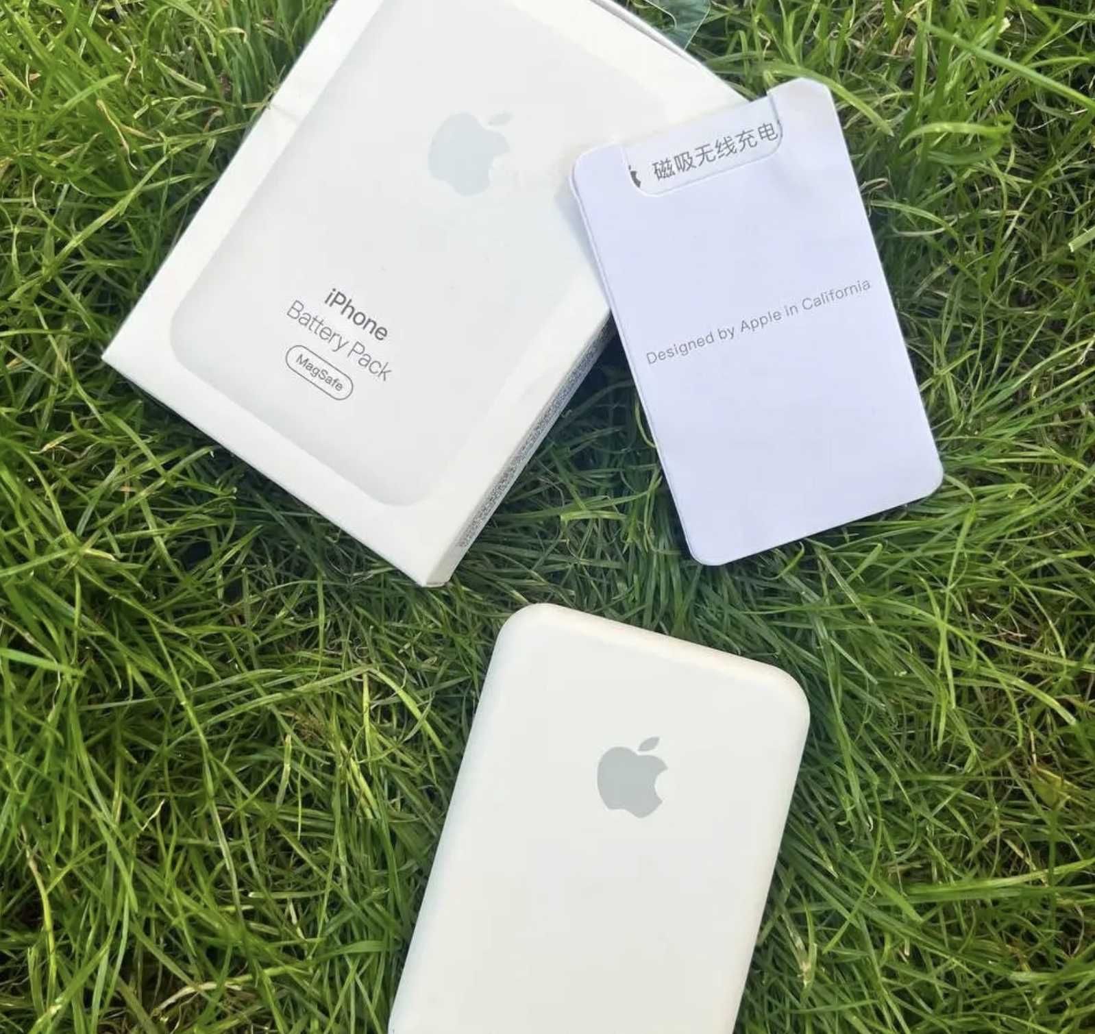 зарядный повербанк magsafe портативный магнитный в коробочке
