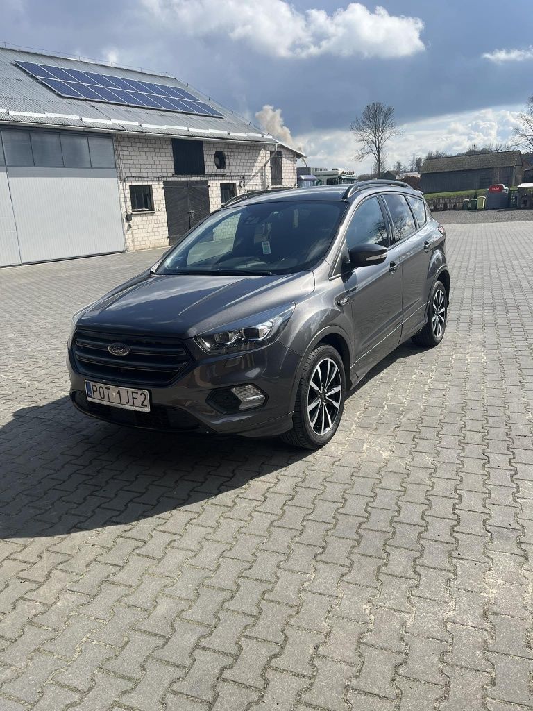 Ford Kuga 4x4 2017 rocznik