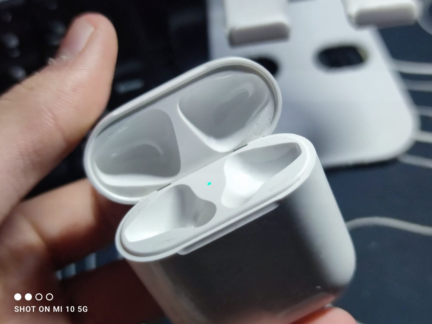 Кейс airpods a1602