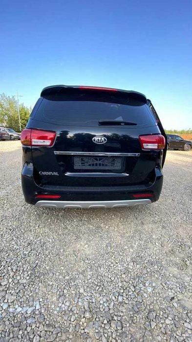 2017 Kia Carnival 2.2 дизель можно з ПДВ