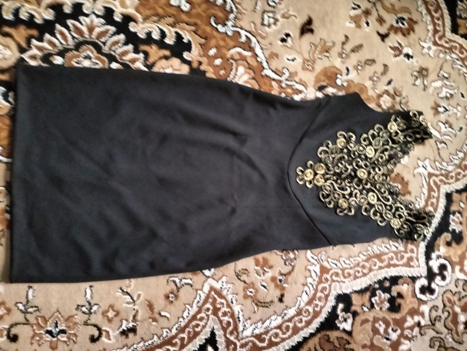 Маленькое чёрное платье