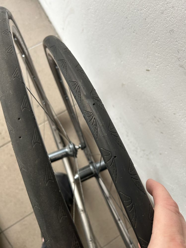 Koła Shimano Ultegra WH-6800