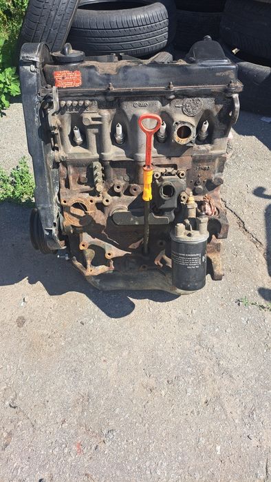 Мотор двигун двигатель 1.8 passat golf vento volkswagen ауди 80 90 100
